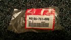90105-751-000 Honda Nos Bolt