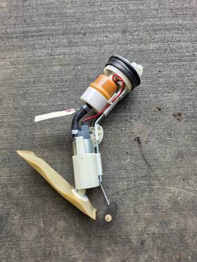 Ap641135 Aprilia 03-06 2006 Scarabeo 500 Fuel Pump Sending Unit Tank Gas