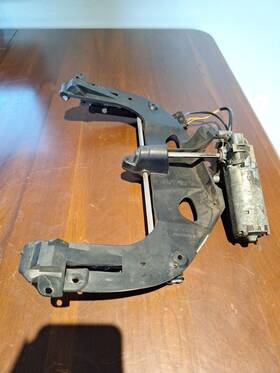 46632313787 Bmw Windshield Wind Screen Adjuster Motor With Base Carrier R1100rt
