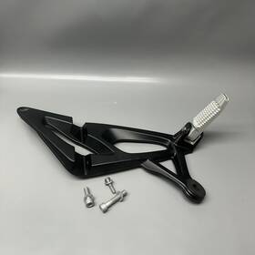 7660170 Bmw K 1300s Footrest With Holder Right Rear 2007-2011 2012 2013 2014 2015 Oem