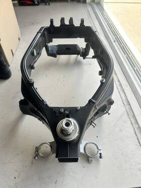 Wb10d2107fz351407 Bmw 15-18 S1000rr Frame
