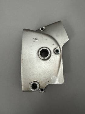 A21539000 Bridgestone Gtr Gto 350 1969-1971 Engine Sprocket Cover