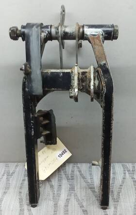 Gacm2004 Cobra 2006 50 P3 Swingarm Assembly Pn