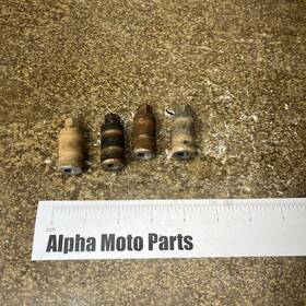 001002211 Dt 78 Yamaha Dt125 Cylinder Cap Nuts Bolts 1978