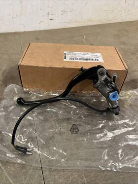 62440761b Ducati X8 New Oem Front Brake Pump For Panigale