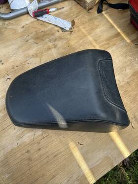 1210858 Harley-davidson 1210858- 2008 Softail Pillon Seat