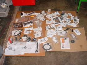 15456 Harley-davidson Large Shop Lot Of Small Parts