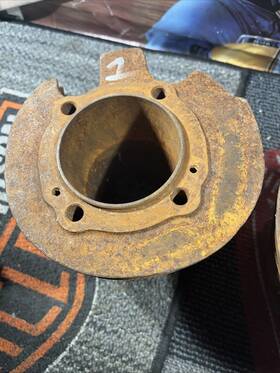 16581-57 Harley-davidson 16561-57 Ironhead 900 Front Cylinder Jug