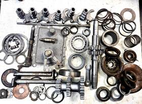 2201-17 Harley-davidson 1916-1924 J Jd Transmission Parts Cluster Gear Bearing Lid Shaft G751