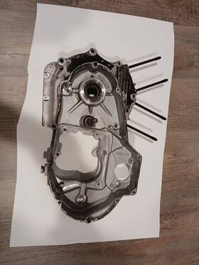 24532-86 Harley-davidson 24532 1986 Sportster Primary Clutch Side Engine Motor Cases Case