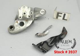 33630-90 Harley-davidson 1998 Fl Softail Front Left Foot Board Mount Bracket Assembly Set