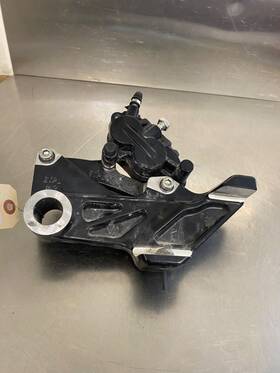 41300063 Harley-davidson 2015 Xg500 Street Rear Back Wheel Brake Caliper Assembly