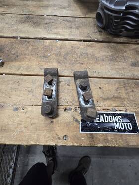 52596-65 Harley-davidson Oem Buddy Seat Spring Yoke Bracket Set Cp-1038 Bolts
