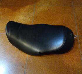 53373-02 Harley-davidson Brawler Seat Plain 97-07 Flhr Touring Flhx P/n