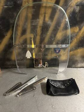 57990-60 Harley-davidson 1960-1984 Panhead Shovelhead Fl Flh King Windshield With Bag And Brackets