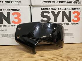 61300783 Harley-davidson M8 Softail Sidecover Pn
