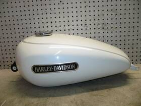 62213-04 Harley-davidson Hd 06 Xl1200 Sportster Gas Tank Fuel Petrol Oem