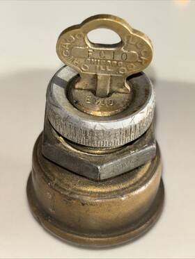 71500-59a Harley Davidson Harley-davidson 1959-1972 Sportster Xl Xlh Ignition Light Switch Key