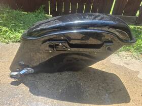 90200-019bdk Harley-davidson 2012 Dyna Switchback Left Oem Saddle Bad