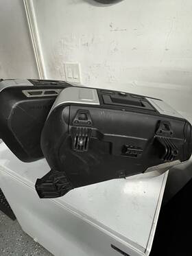 90201973 Harley-davidson Saddle Bags