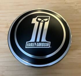 99688-10 Harley Davidson Black Number One Skull Collection Gas Cap And Medallion