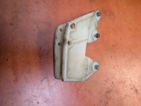 12053-1179 Hfm 04-2150 1986 1987 Kawasaki Kx 125 250 500 Rear Chain Guide With Rub Block