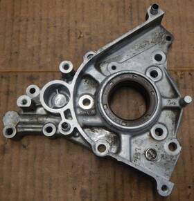 11661-mw3-670 Honda Nighthawk 750 Cb750 1991-2003 Oem Inner Cover L Front Sprocket