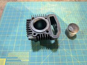 12100-056-790 Honda Cylinder And Piston 1972 Ct90 Trail 90