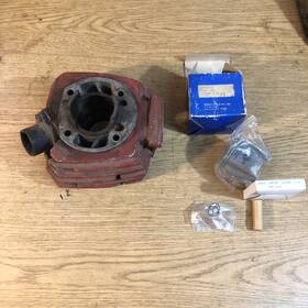 12100-169-670 Honda 1981 Cr80 Cylinder #12100-169-670