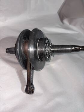 13000-116-030 Honda Vintage Used Oem Xr75 K0-1976 Crank Shaft