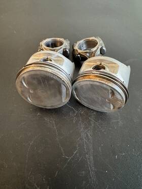 13102-283-000 Honda 1982 Cb450sc Pistons 2