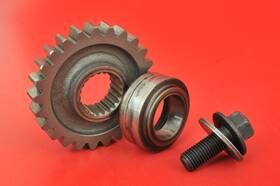 13615-ka5-740 Honda 1984 - 2001 Cr500 Cr 500 Crankshaft Crank Shaft Drive Gear Bolt