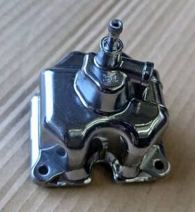16015-323-004 Honda Vintage Used Oem Cb550 Carburetor Float Bowl Chamber