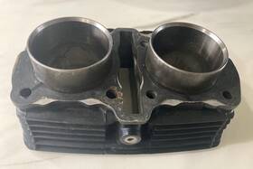 12100-mc0-000 Honda 16100-mc0-004 Cm450 Cb450 1982-1985 Engine Cylinder Barrel Jug Oem 82