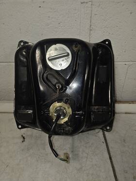 17500-kab-780 Honda 1990 Scooter Elite 250 Ch250 Fuel Tank Petro Reservoir Oem