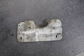 19125-mb1-870 Honda 1984 1985 1986 Vf700c Magna Frame Chamber Heat Guard Cover Plate