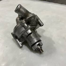 19200-mee-325 Honda 2003-06 Cbr600rr Cbr600 Waterpump Water Pump Case Cover Housing Impeller