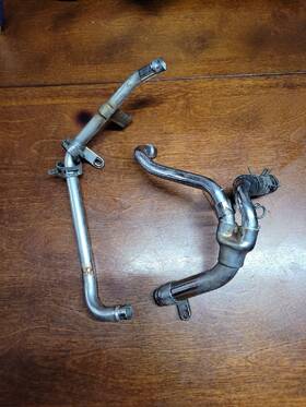 19501-mf5-751 Honda 1985 Vt500c Shadow Chrome Engine Coolant Water Pipe Tube