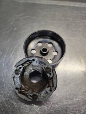 22100-gk8-000 Honda Spree Clutch And Bell Nq50 Af05