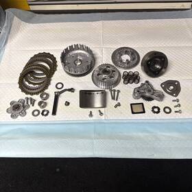 22100-kpg-t00 Honda Complete Clutch 2018 Oem Grom Oil Spinner Pump Gears Hardware Like New
