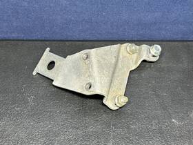 31410-men-a30 Honda 2009 Crf450r Oem Regulator Bracket 2009-2012 Crf Frame Mount