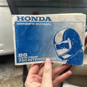 Pl1200-32 Honda 31ml7600 1986 Vfr750f Interceptor Pl1200-32. Owners Manual