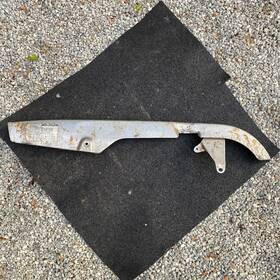 Honda 322011653149 1981 Cm400e Cm400 Chainguard Chain Guard Cover Side