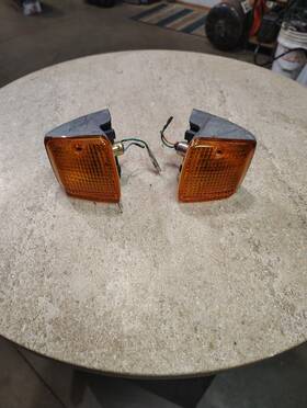 33400-gk8-600 Honda Nos Oem Turn Signal Assembly With New Lenses And Bulbs