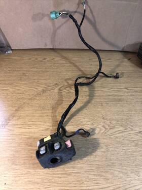 35140-hm8-b5051 Honda 2007 Trx250es Oem Left Bar Switch #35140-hm8-b5051