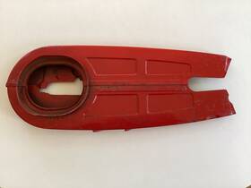 40520-001-030zu Honda 1981 1980 C70 Passport Chain Guard Monza Red Chainguard Cover