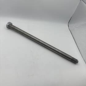 42301-250-000 Honda Dream C70 C71 C72 C75 C76 C77 C78 Ca72 Ca77 Cs71 Axel Rear Wheel