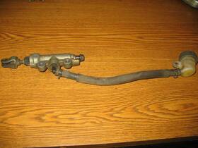 43500-kz4-701 Honda 1991 Cr250r Rear Brake Master Cylinder Cr 125 250 500