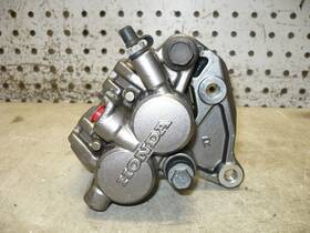 45200-mm8-671 Honda 1988 88 Vt1100c Vt 1100 Shadow Front Right Brake Caliper Calipers Assy Oem