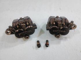 45200mb4007 Honda 1983-1986 V65 Magna Working Front Brake Calipers And Pads Nice Vf1100 C